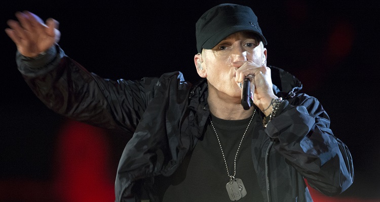 Eminem performs live at DoD event